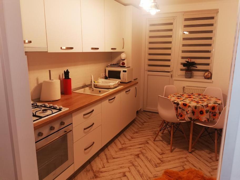 Apartament Bee Studio Iernut Zewnętrze zdjęcie